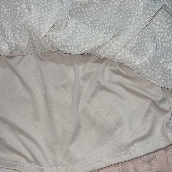 BLUSH DRESS!🥥 - Picture 4 of 6